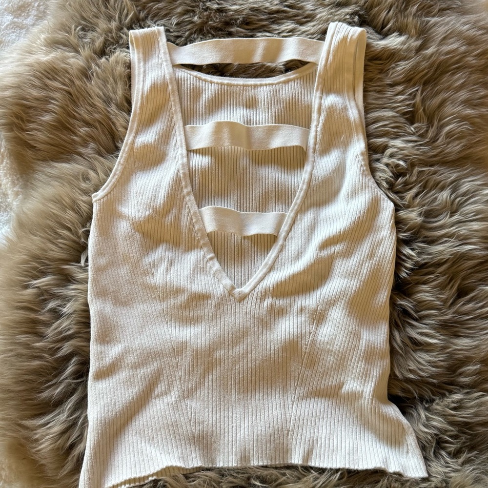 Bebe Sweater Tank w Open Back